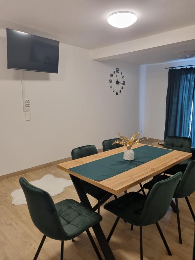 Apartamenty Jelen Pod Grapom Banska Nizna Zewnętrze zdjęcie